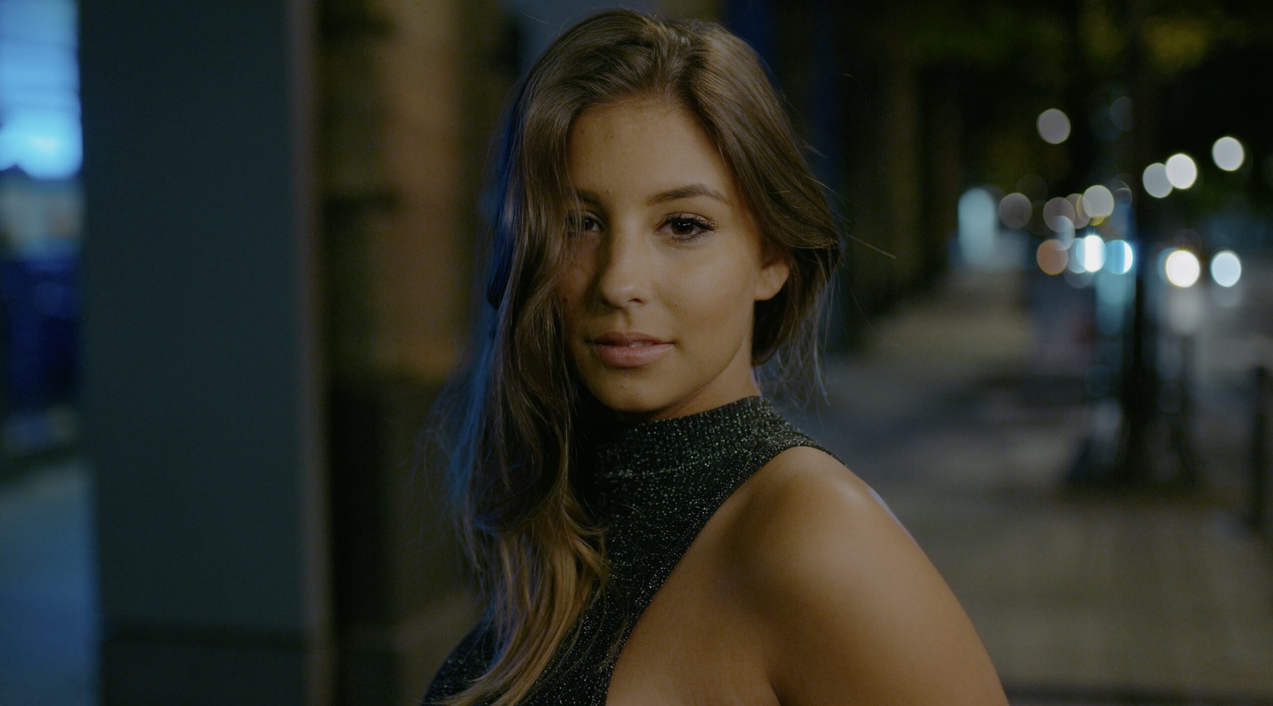 RED Digital Cinema – The RED Gemini Girls in 4K